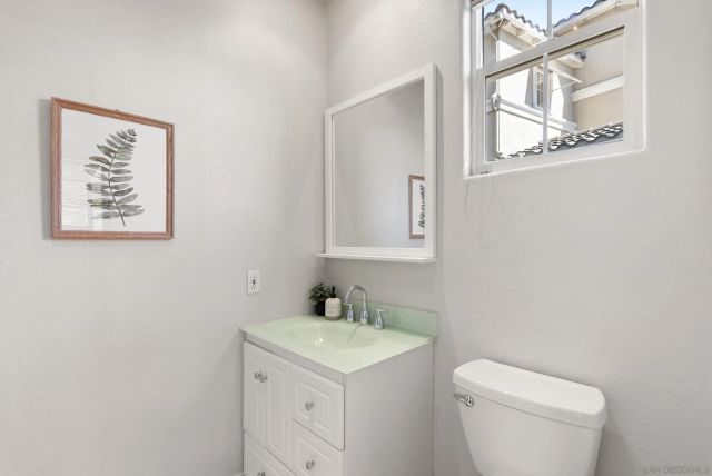 7312 Binnacle Dr, Carlsbad, CA 92011