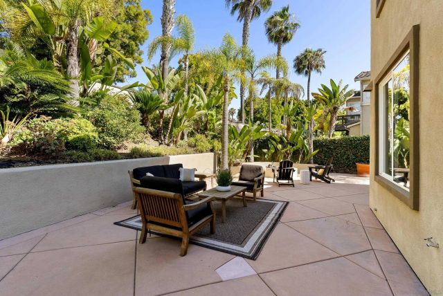 7312 Binnacle Dr, Carlsbad, CA 92011