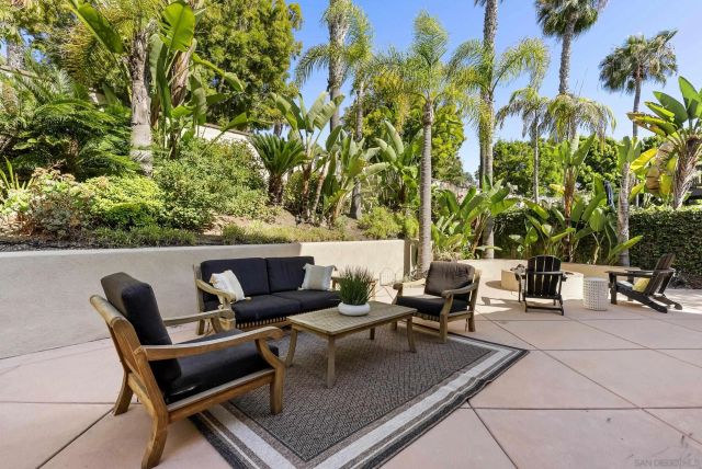 7312 Binnacle Dr, Carlsbad, CA 92011