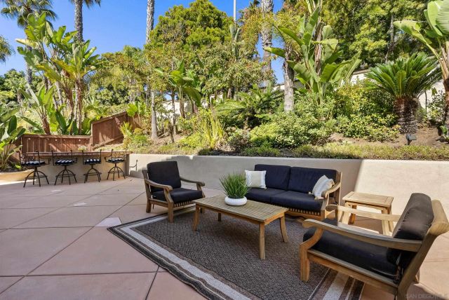 7312 Binnacle Dr, Carlsbad, CA 92011