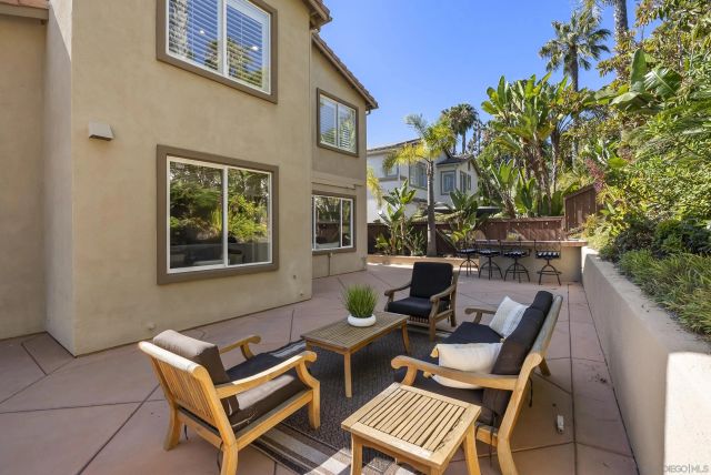 7312 Binnacle Dr, Carlsbad, CA 92011