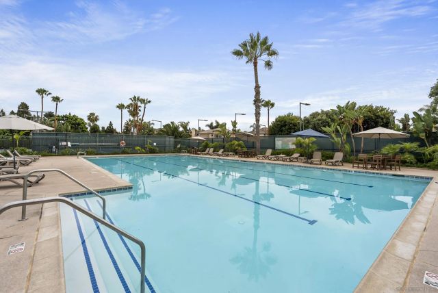 7312 Binnacle Dr, Carlsbad, CA 92011