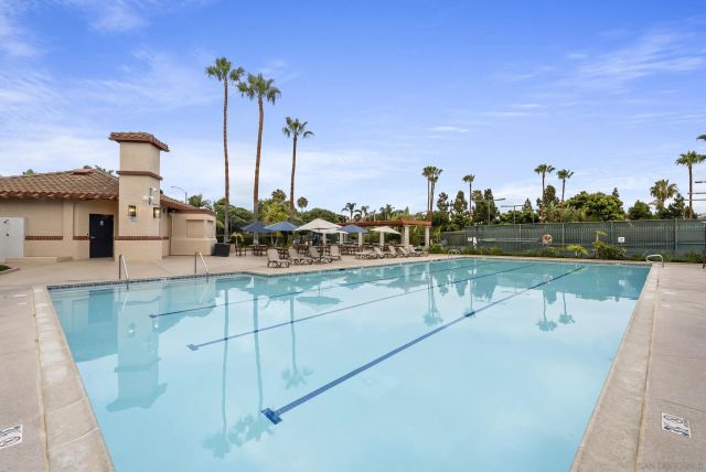 7312 Binnacle Dr, Carlsbad, CA 92011