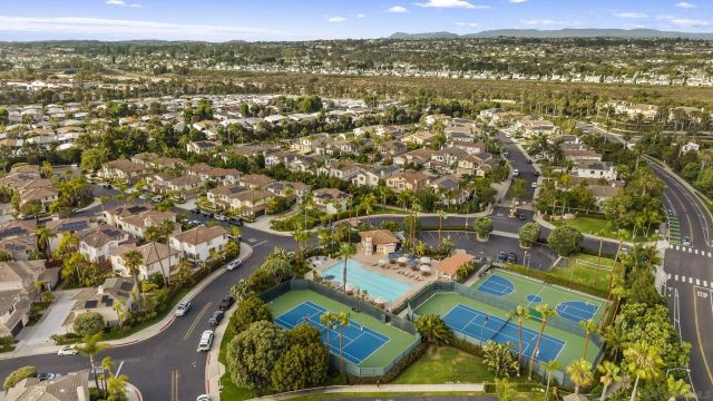 7312 Binnacle Dr, Carlsbad, CA 92011