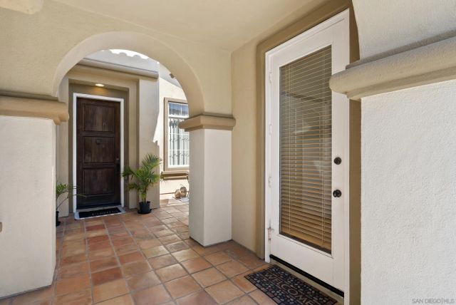 7312 Binnacle Dr, Carlsbad, CA 92011