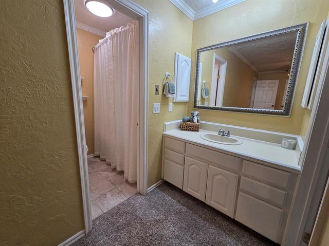 832 Red Bird Lane, Norman, OK 73072