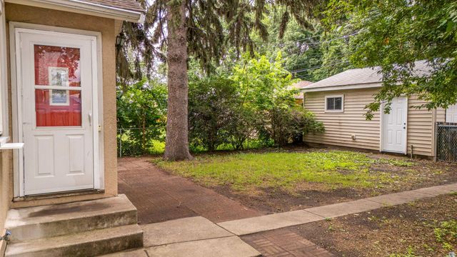 4016 26th Avenue S, Minneapolis, MN 55406