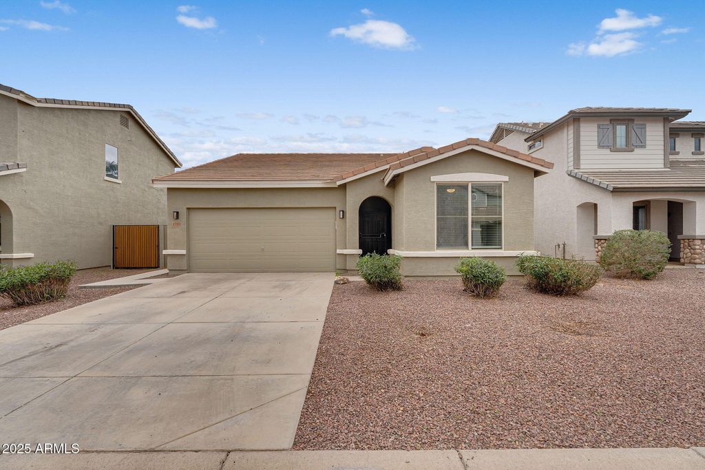 1781 W GOLD MINE Way, San Tan Valley, AZ 85144