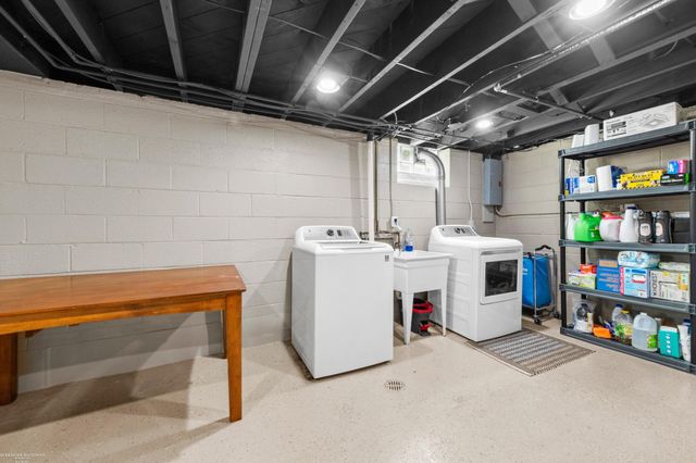 22914 Lincoln Street, Saint Clair Shores, MI 48082
