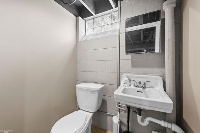 22914 Lincoln Street, Saint Clair Shores, MI 48082