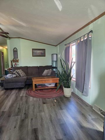 17350 Banyan Road, Shafer, MN 55074