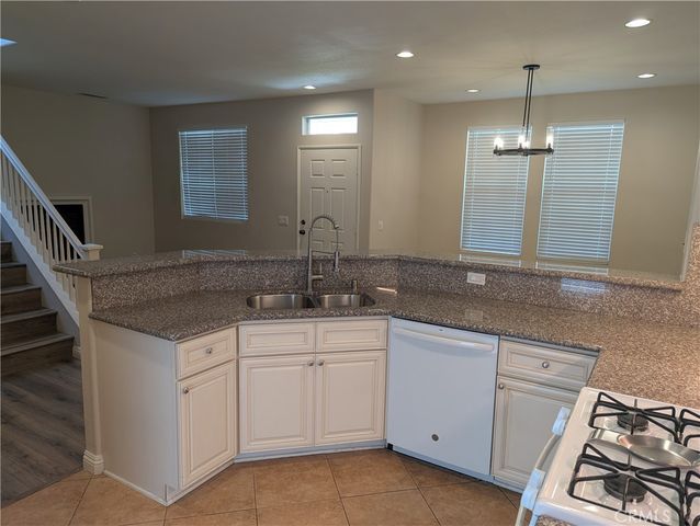 120 NANTUCKET Lane, Aliso Viejo, CA 92656