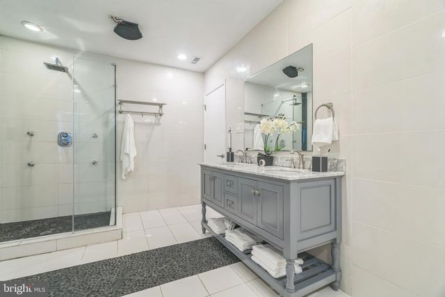 1624 FAIRMOUNT AVE, Philadelphia, PA 19130