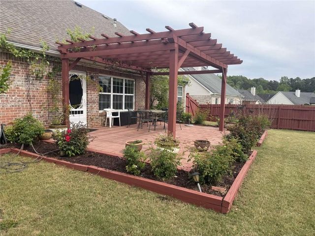 5275 Ashbury Manor Lane, Sugar Hill, GA 30518