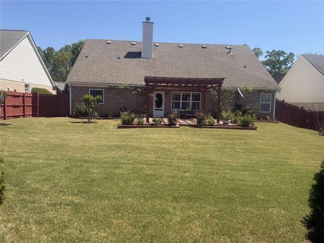 5275 Ashbury Manor Lane, Sugar Hill, GA 30518