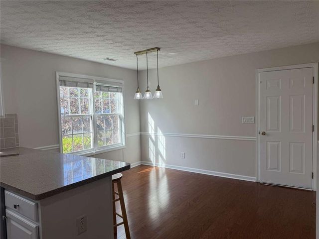 5275 Ashbury Manor Lane, Sugar Hill, GA 30518