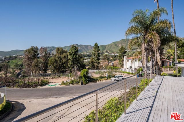 17921 VICINO Way, Pacific Palisades, CA 90272