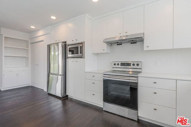 17921 VICINO Way, Pacific Palisades, CA 90272