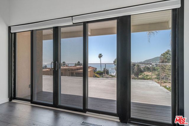 17921 VICINO Way, Pacific Palisades, CA 90272