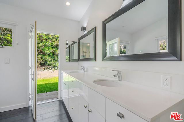 17921 VICINO Way, Pacific Palisades, CA 90272