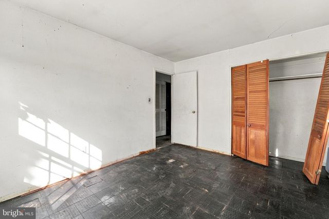 2 BARRINGTON LN, Willingboro, NJ 08046