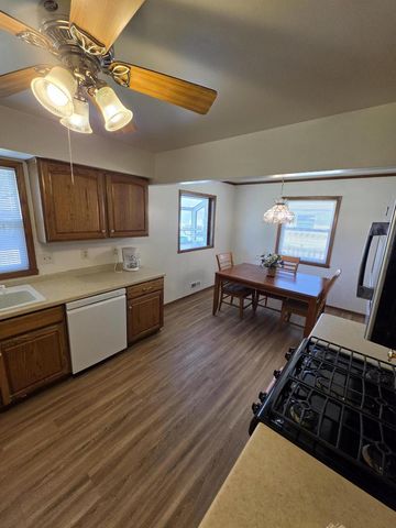 5632 S Melinda STREET, Milwaukee, WI 53221