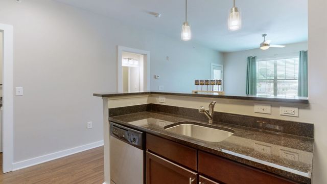 2197 Nolensville Pike Apt 320, Nashville, TN 37211