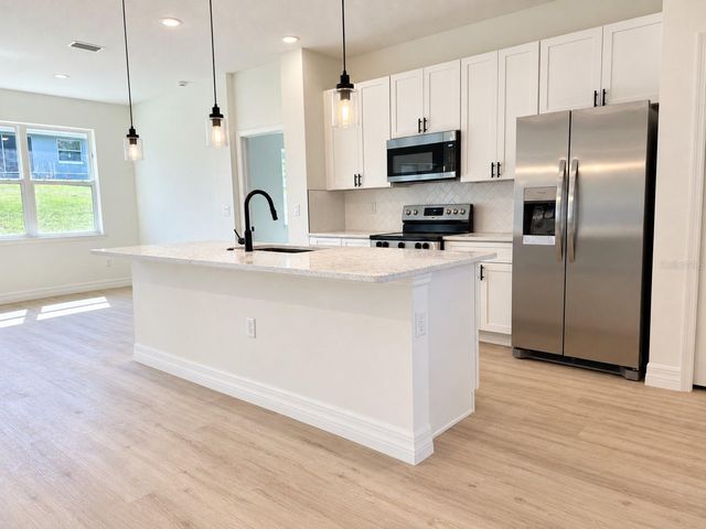8203 N TRIANA DRIVE, Citrus Springs, FL 34434