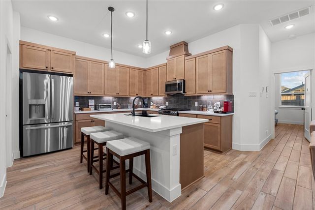 5218 Sage Hills Drive, Manvel, TX 77578