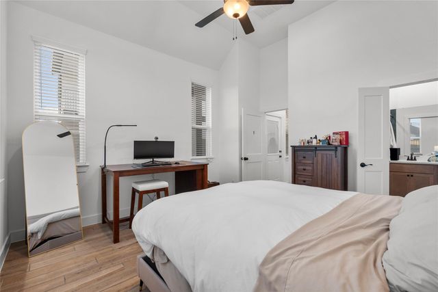 5218 Sage Hills Drive, Manvel, TX 77578