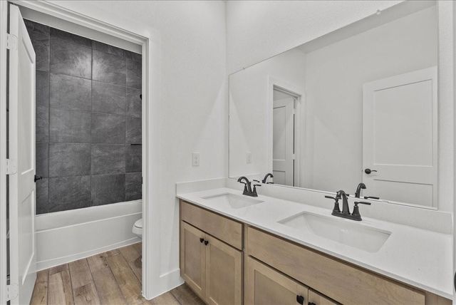 5218 Sage Hills Drive, Manvel, TX 77578