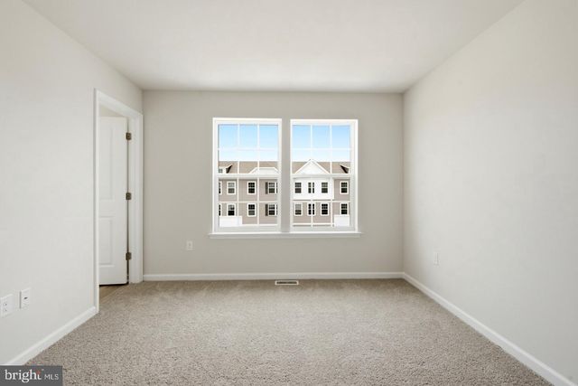 137 ESSEX DR, Sicklerville, NJ 08081