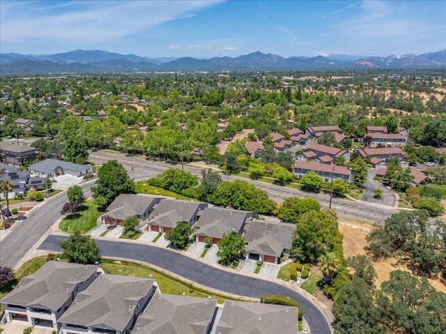 732 Stonebriar Trail, Redding, CA 96003