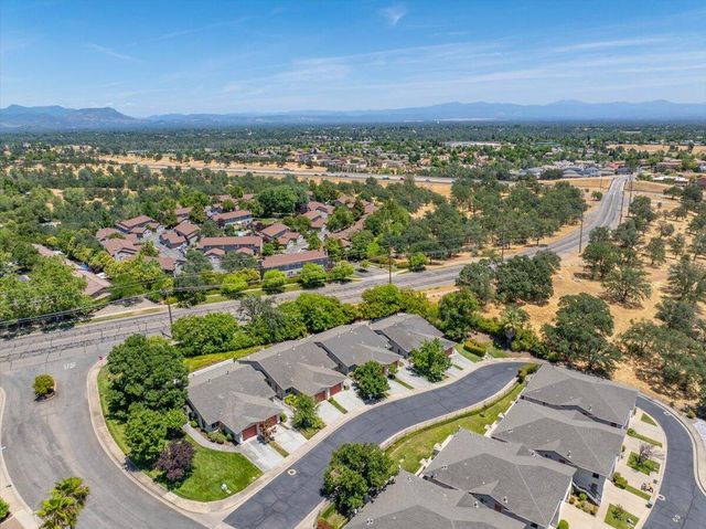 732 Stonebriar Trail, Redding, CA 96003
