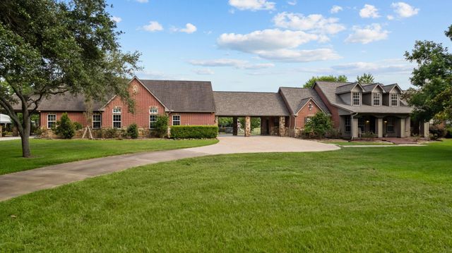 6410 Old Chocolate Bayou Road, Manvel, TX 77578