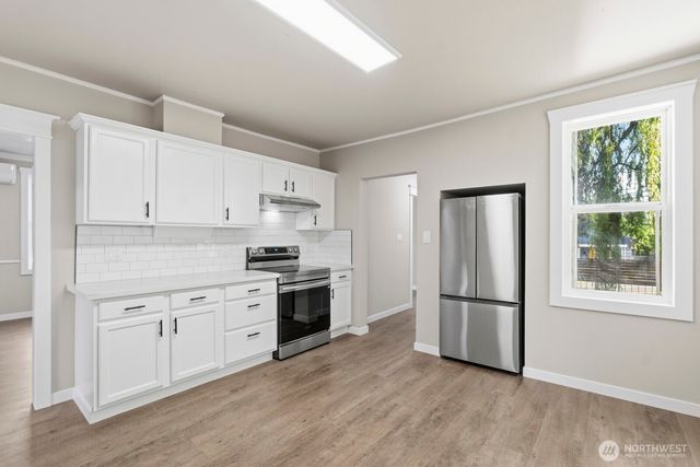 1836 E Fairbanks Street, Tacoma, WA 98404