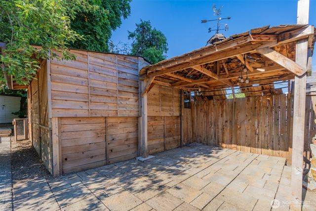 1836 E Fairbanks Street, Tacoma, WA 98404