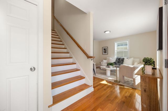 89 Devir St, Malden, MA 02148