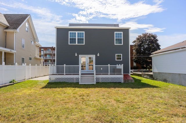 89 Devir St, Malden, MA 02148