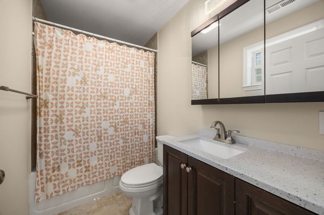 89 Devir St, Malden, MA 02148