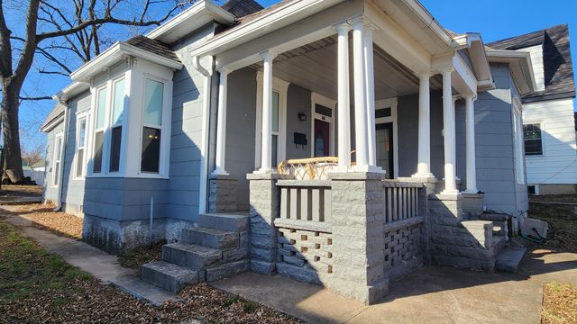 408 5th Street, Monett, MO 65708