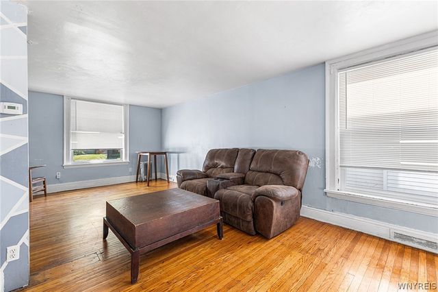 37 Northrup Place, Buffalo, NY 14214