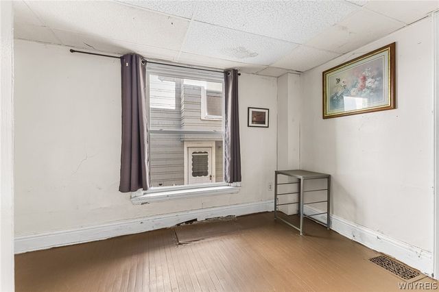 37 Northrup Place, Buffalo, NY 14214