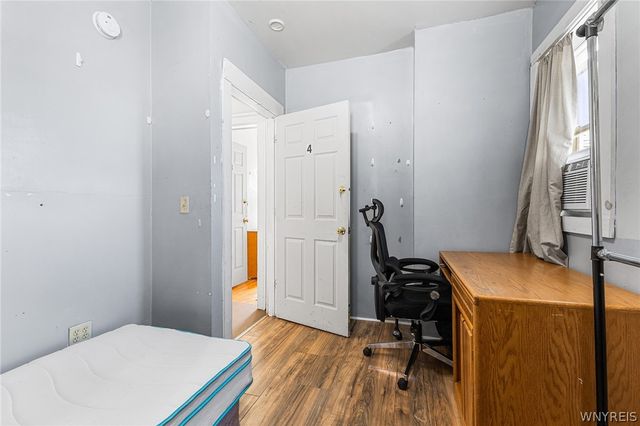 37 Northrup Place, Buffalo, NY 14214