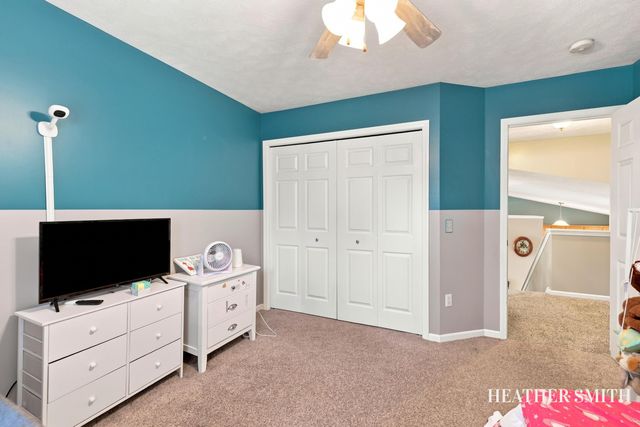 5764 Grand Oaks Drive Ne, Plainfield Twp, MI 49321