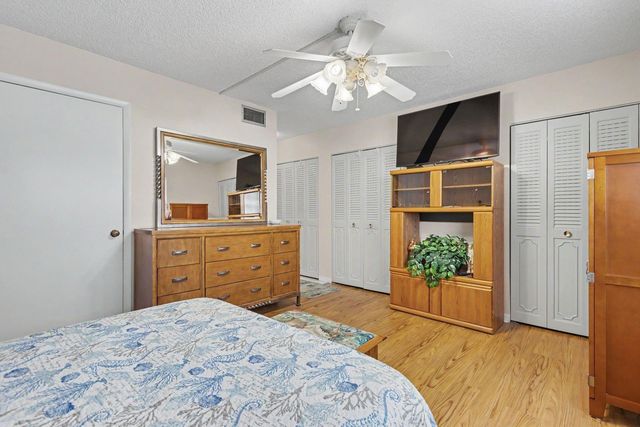 414 SE 10th Street 102, Dania Beach, FL 33004