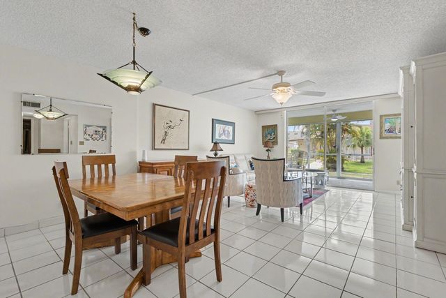 414 SE 10th Street 102, Dania Beach, FL 33004