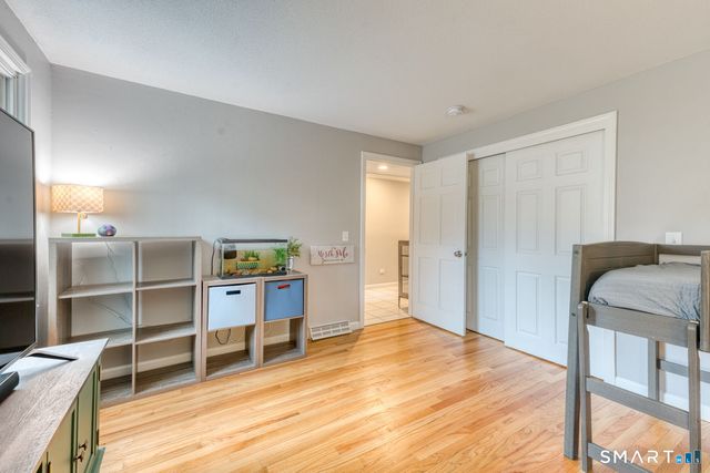 64 Somerset Lane, Somers, CT 06071