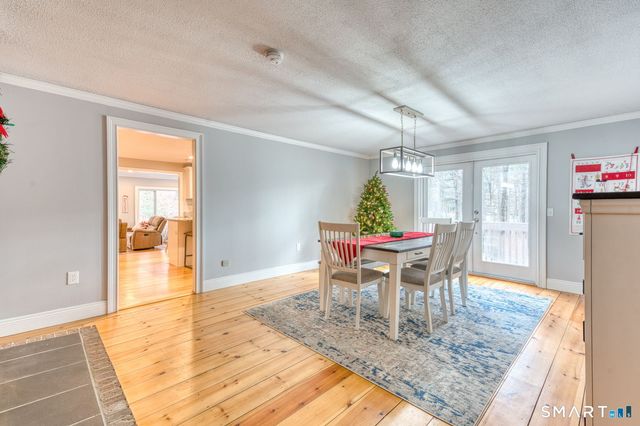 64 Somerset Lane, Somers, CT 06071