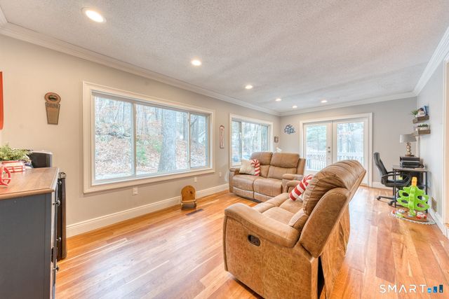 64 Somerset Lane, Somers, CT 06071